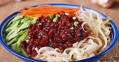 Old Beijing Noodles with Soy Bean Paste