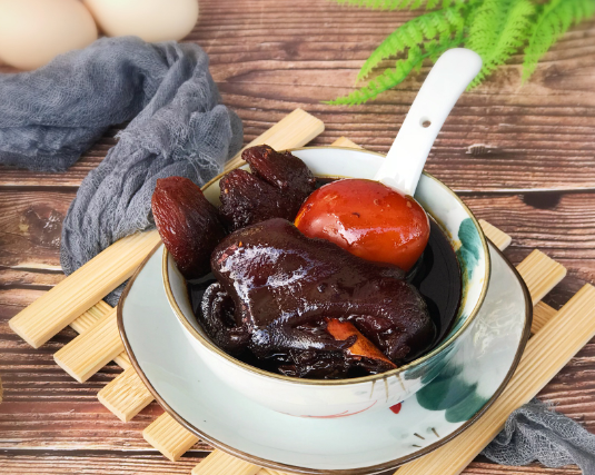 Dispel cold and warm stomach, beautify and beautify the skin~pork feet ginger vinegar
